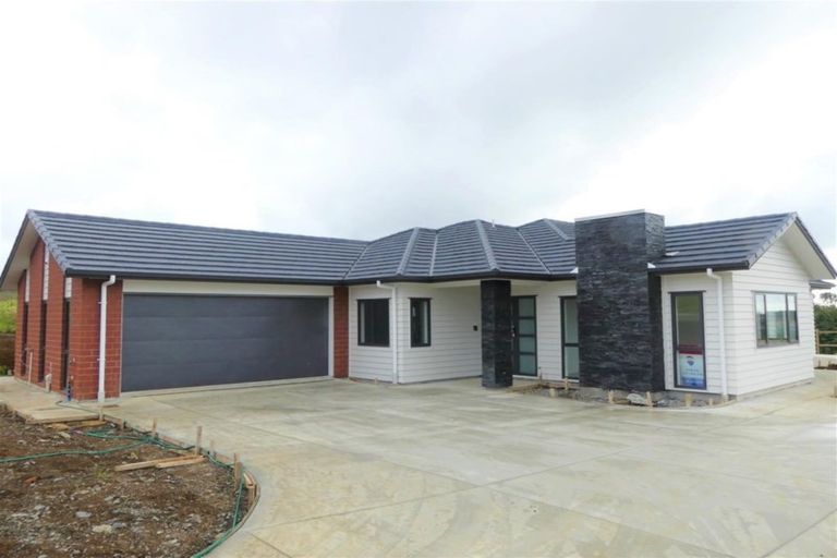Photo of property in 3 Catherine Mclean Road, Pukekohe, 2120