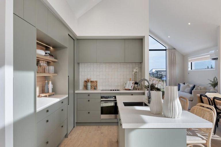 Photo of property in 1 Rereahu Street, Raglan, 3225