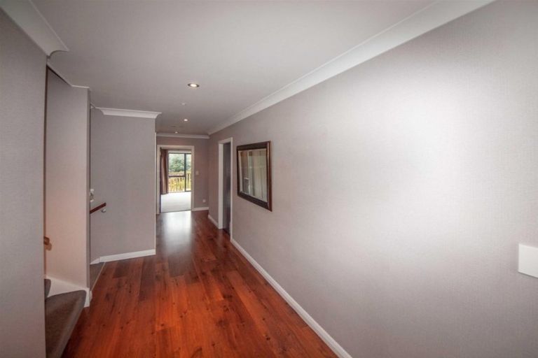 Photo of property in 20 Wantwood Grove, Churton Park, Wellington, 6037