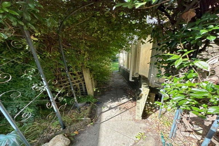 Photo of property in 3 Newcastle Street, Hokowhitu, Palmerston North, 4410