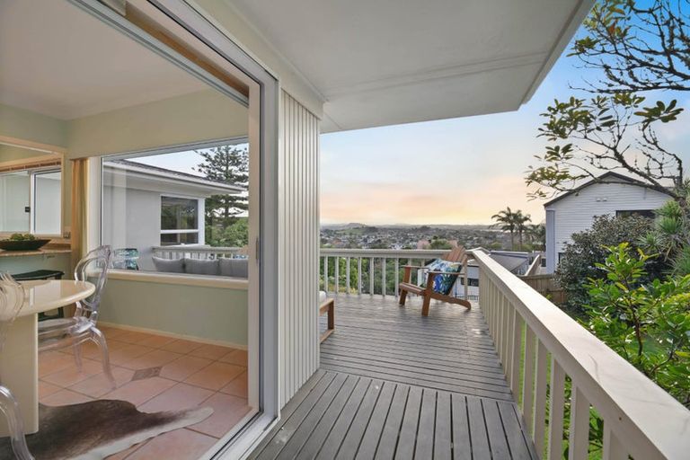 Photo of property in 10 Etherege Place, Howick, Auckland, 2014
