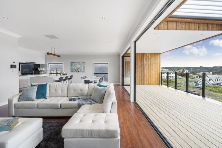 Photo of property in 5 Boutique Way, Orewa, 0931