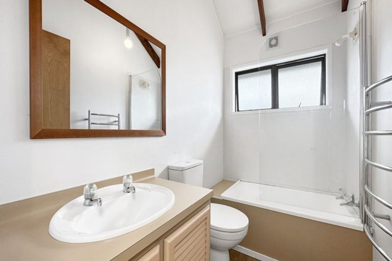 Photo of property in 3/1 Penzance Road, Mairangi Bay, Auckland, 0630