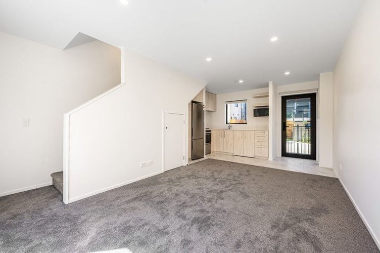 Photo of property in 5/59 Matipo Road, Te Atatu Peninsula, Auckland, 0610