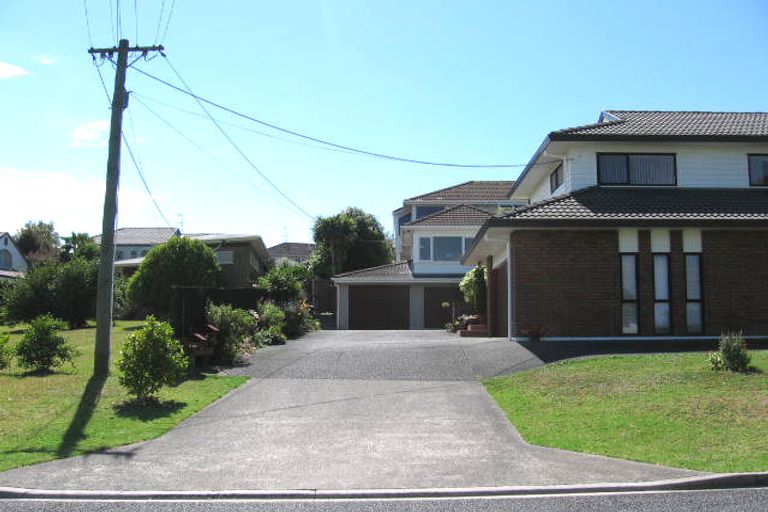Photo of property in 14 Ringwood Street, Torbay, Auckland, 0630