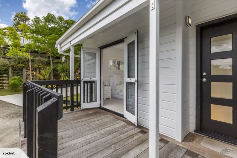 Photo of property in 2/660 Beach Road, Browns Bay, Auckland, 0630