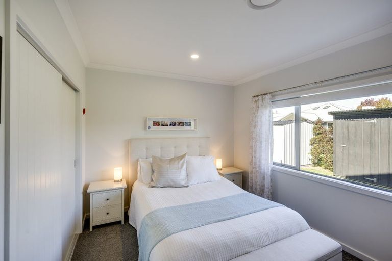 Photo of property in 73 Mcelwee Street, Jervoistown, Napier, 4112