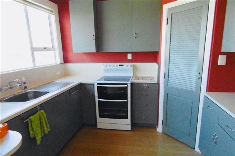 Photo of property in 3b Waimea Street, Westown, New Plymouth, 4310