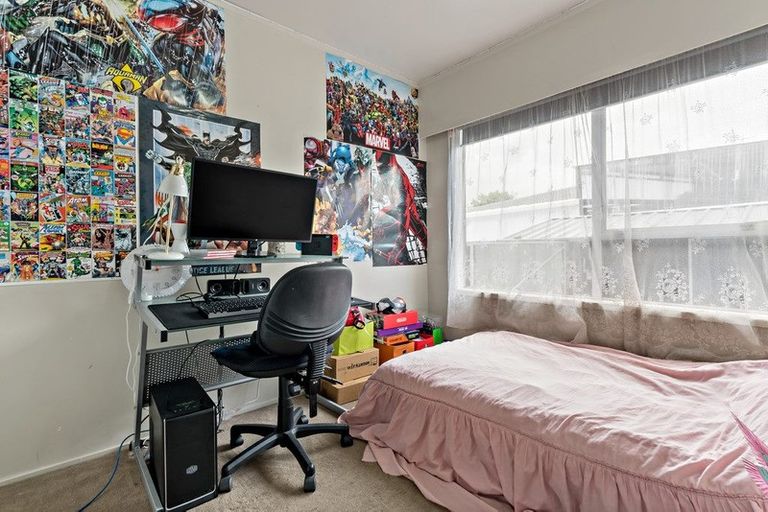 Photo of property in 33b Kindergarten Drive, Conifer Grove, Takanini, 2112