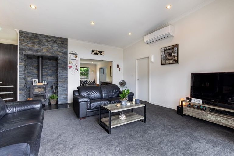 Photo of property in 111a Carlyle Street, Leamington, Cambridge, 3432