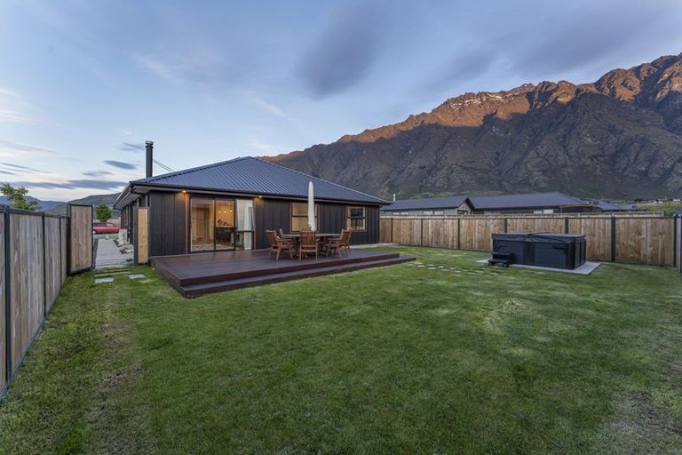 Photo of property in 77 Jack Hanley Drive, Jacks Point, Queenstown, 9371