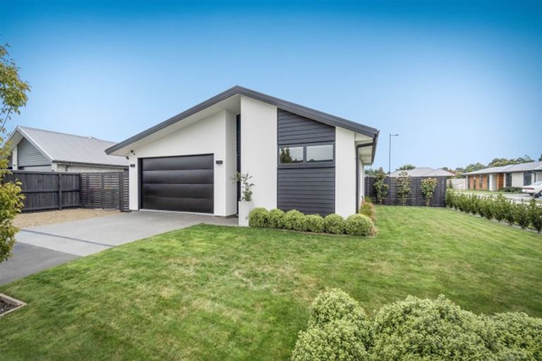 Photo of property in 2 Marliece Street, Rolleston, 7614
