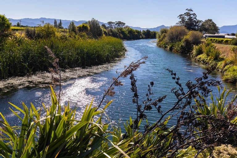 Photo of property in 21a Hardings Road, Riverlands, Blenheim, 7274