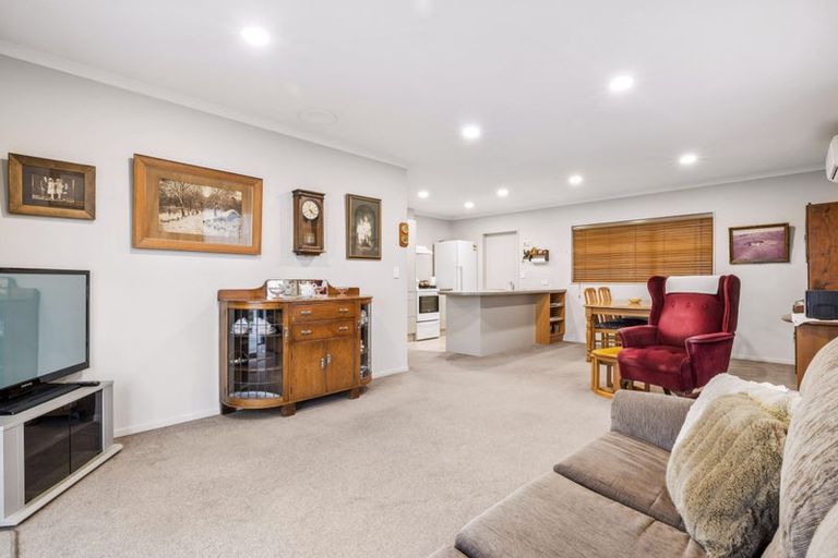 Photo of property in 4/169 Wellington Street, Pukekohe, 2120