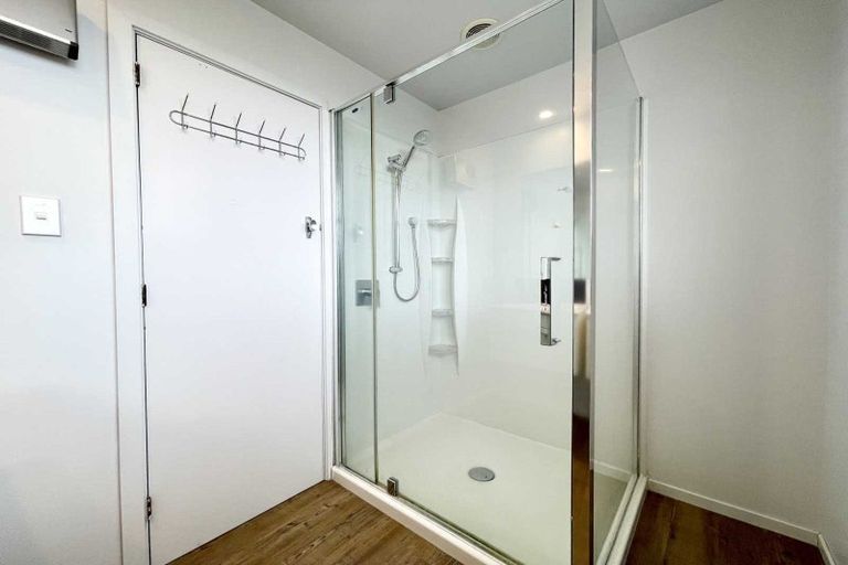 Photo of property in 15 Kensington Place, Fairfield, Hamilton, 3214