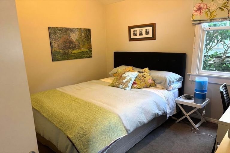 Photo of property in 2a Dawson Street, Berhampore, Wellington, 6023