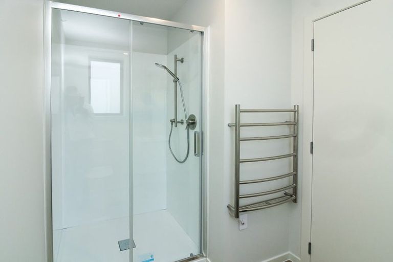 Photo of property in 19-19a The Strand, Wainuiomata, Lower Hutt, 5014