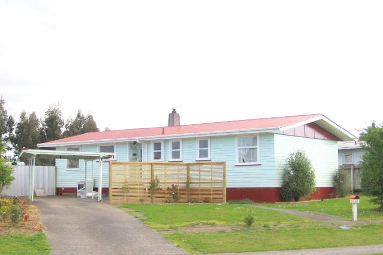 Photo of property in 20 Homedale Street, Pukehangi, Rotorua, 3015