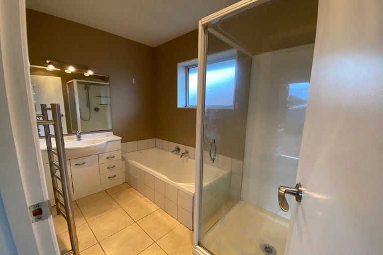 Photo of property in 69 Liverton Crescent, Bishopdale, Christchurch, 8053