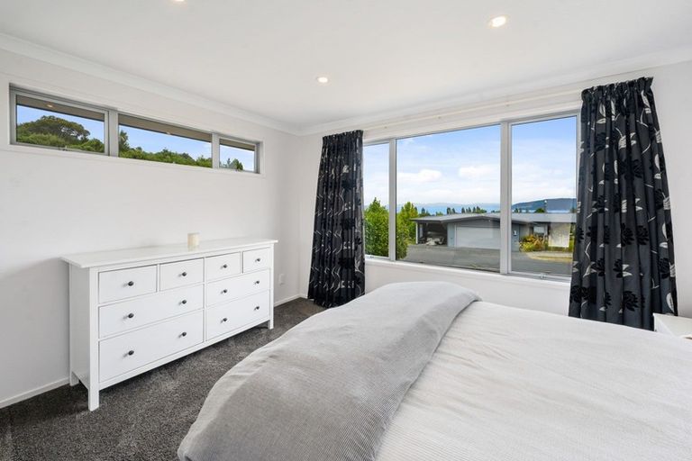 Photo of property in 4 Kestrel Lane, Kinloch, Taupo, 3377