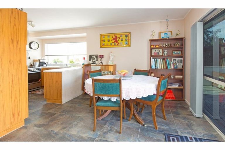 Photo of property in 650a Whangaparaoa Road, Stanmore Bay, Whangaparaoa, 0932