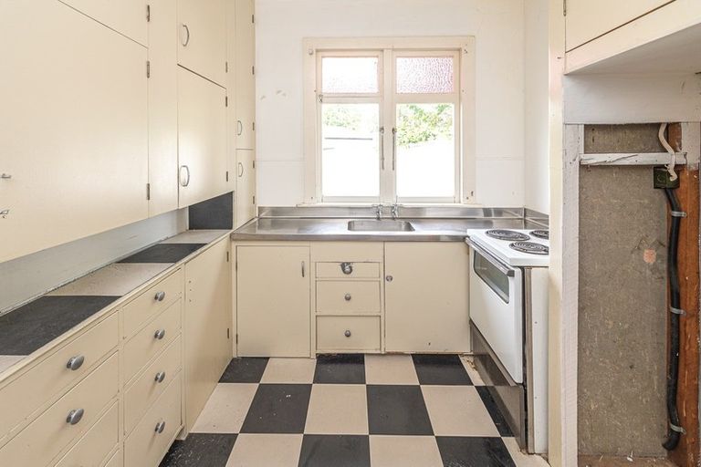 Photo of property in 5 Wakefield Street, Whanganui East, Whanganui, 4500