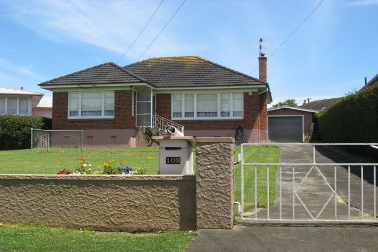 Photo of property in 102 Mountain Road, Mangere Bridge, Auckland, 2022