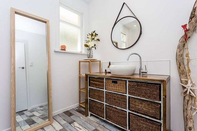 Photo of property in 143 Ravenswood Road, Saint Clair, Dunedin, 9012