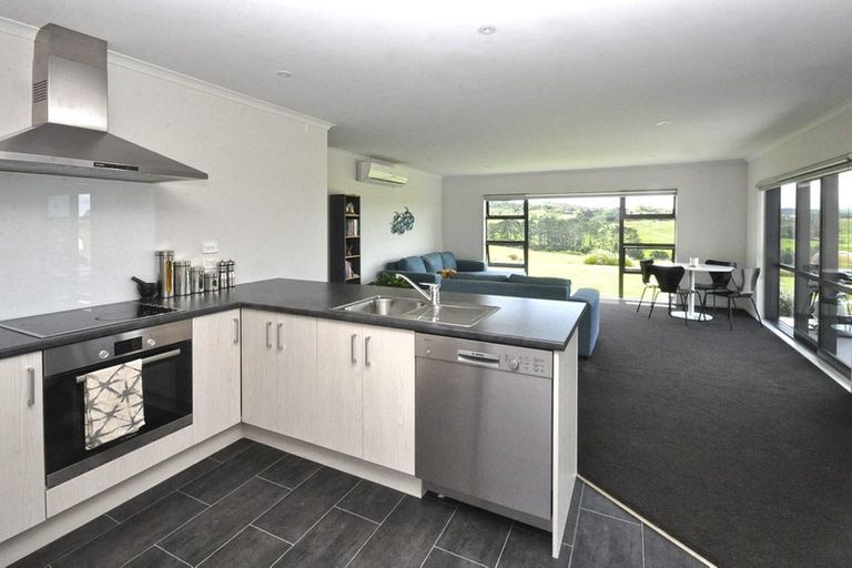 Photo of property in 76 Daniel Parade, Mangawhai, Wellsford, 0975