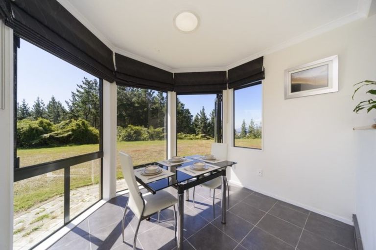 Photo of property in 302 Ngahere Park Road, Turitea, Palmerston North, 4472