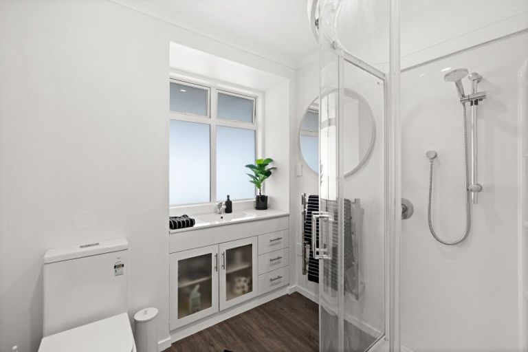 Photo of property in 39 Lipscombe Crescent, Havelock North, 4130