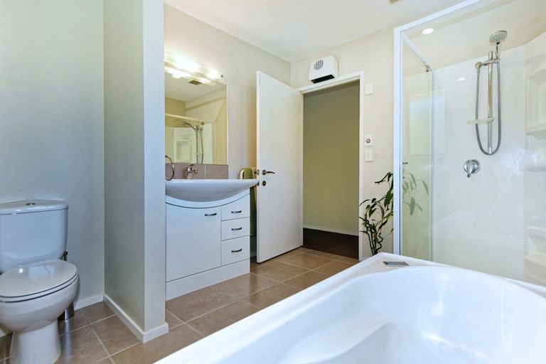 Photo of property in 25 Heathridge Place, Lincoln, 7608