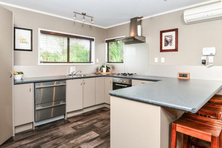 Photo of property in 122 Grey Street, Cambridge, 3434