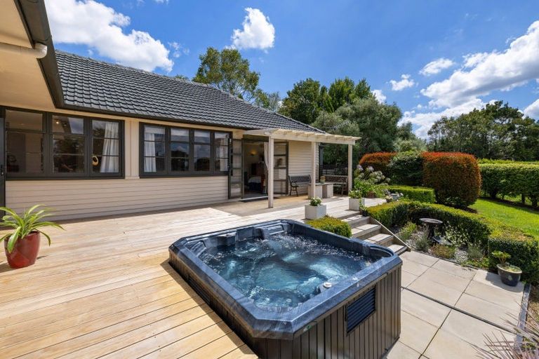 Photo of property in 86 Forrest Road, Cambridge, 3493