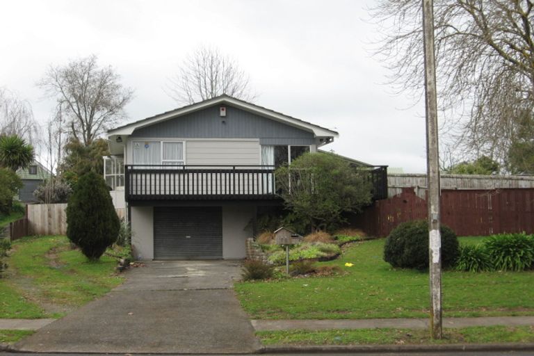 Photo of property in 52 Redcrest Avenue, Red Hill, Papakura, 2110