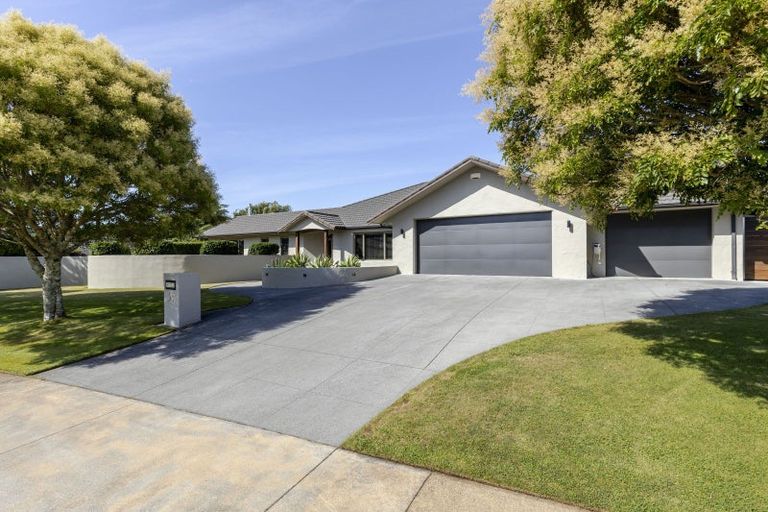 Photo of property in 55 Shelter Grove, Frankleigh Park, New Plymouth, 4310