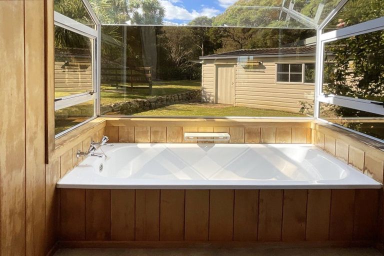 Photo of property in 528a Thames Coast Sh25 Road, Te Puru, Thames, 3575