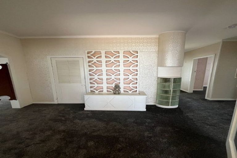 Photo of property in 22 Monarch Avenue, Hillcrest, Auckland, 0627