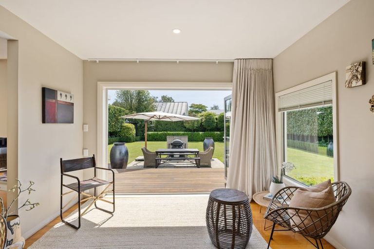 Photo of property in 118 Hamilton Avenue, Ilam, Christchurch, 8041