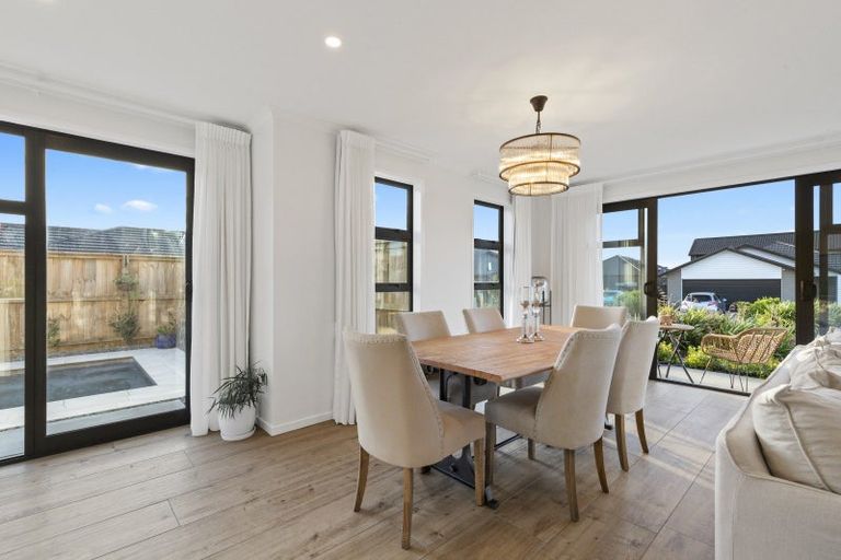 Photo of property in 2 Wesleyan Street, Paerata, 2124