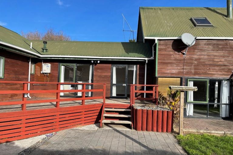 Photo of property in 12 Ohaupo Road, Hamilton Lake, Hamilton, 3204