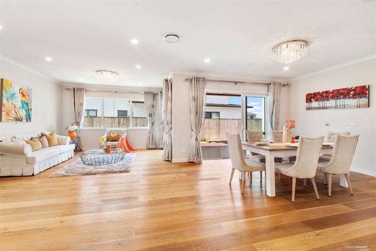 Photo of property in 20 Spyglass Street, Red Beach, 0932