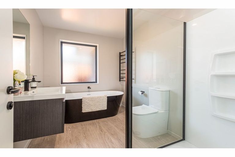 Photo of property in 37 Avanda Avenue, Rolleston, 7615