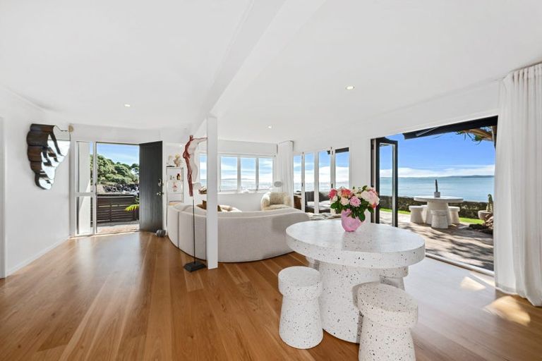 Photo of property in 2/259 Hurstmere Road, Takapuna, Auckland, 0622