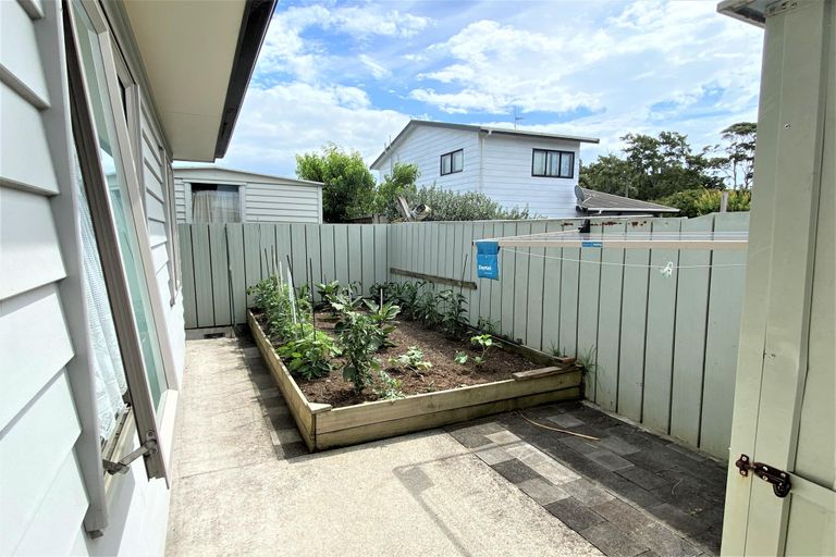 Photo of property in 5 Tiraumea Drive, Pakuranga, Auckland, 2010