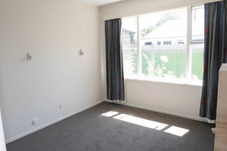 Photo of property in 1 Westmont Street, Ilam, Christchurch, 8041