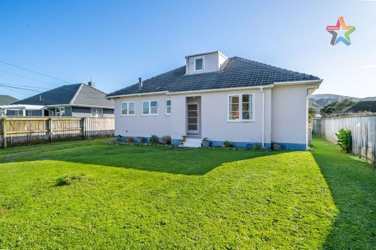 Photo of property in 13 Hughes Crescent, Taita, Lower Hutt, 5011