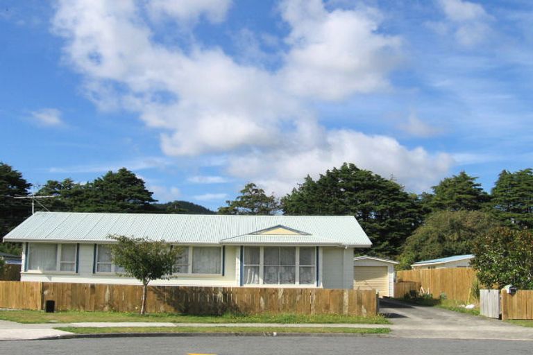 Photo of property in 9 Phar Lap Grove, Trentham, Upper Hutt, 5018