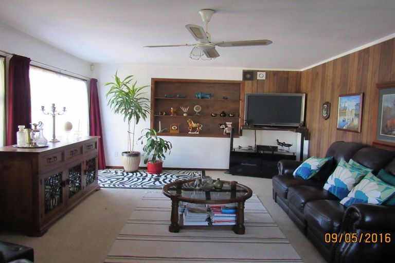 Photo of property in 32 Mahi Road, Te Kauwhata, 3710