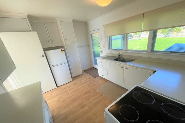 Photo of property in 1/4a Corrella Road, Belmont, Auckland, 0622